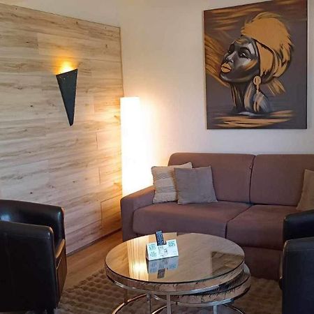 Logis Hotel & Spa Dejeunez Sous L'Arbre Rousset  Exteriör bild
