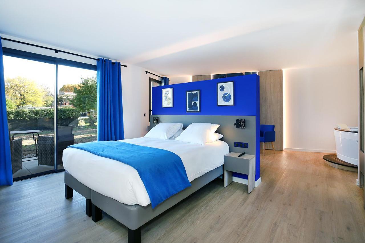 Logis Hotel & Spa Dejeunez Sous L'Arbre Rousset  Exteriör bild