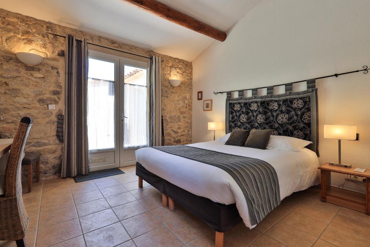 Logis Hotel & Spa Dejeunez Sous L'Arbre Rousset  Exteriör bild